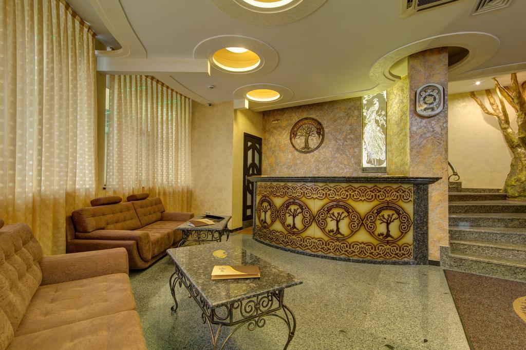 Khan-Chinar Hotel Dnipro Exterior foto